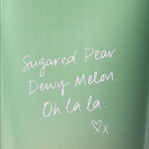 NEW GIFT SET: Victoria’s Secret Pear Glacé Body Lotion & Pear Glacé Body Mist! - Picture 2 of 2